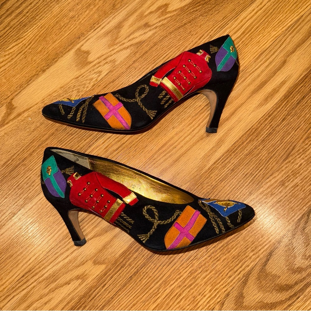 Vintage Zalo Black Suede Red Jacket Pumps‎ Sz 8 M